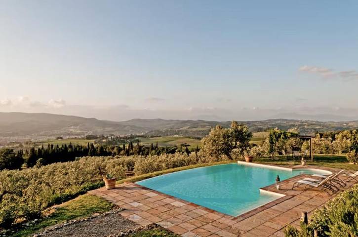 Villa per 6 persone, con Balcone e Idromassaggio nonché Terrazza e Giardino a Montelupo Fiorentino
