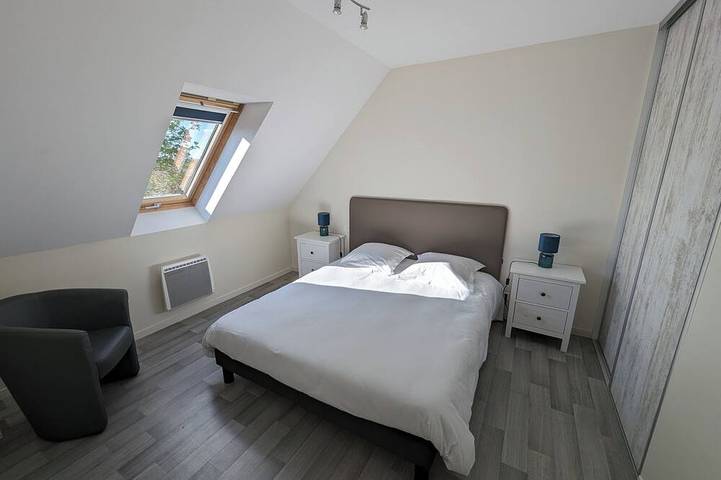 Location de vacances pour 15 personnes, avec jacuzzi ainsi que jardin et sauna, animaux acceptés à Marcey-les-Grèves - 2