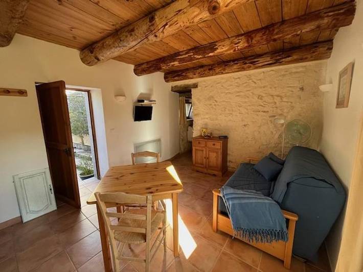 Location de vacances pour 2 personnes, avec jardin et piscine à Saint-Sauveur-de-Cruzières - 4