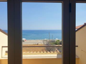 Gîte pour 4 personnes, avec terrasse et vue à Bova Marina