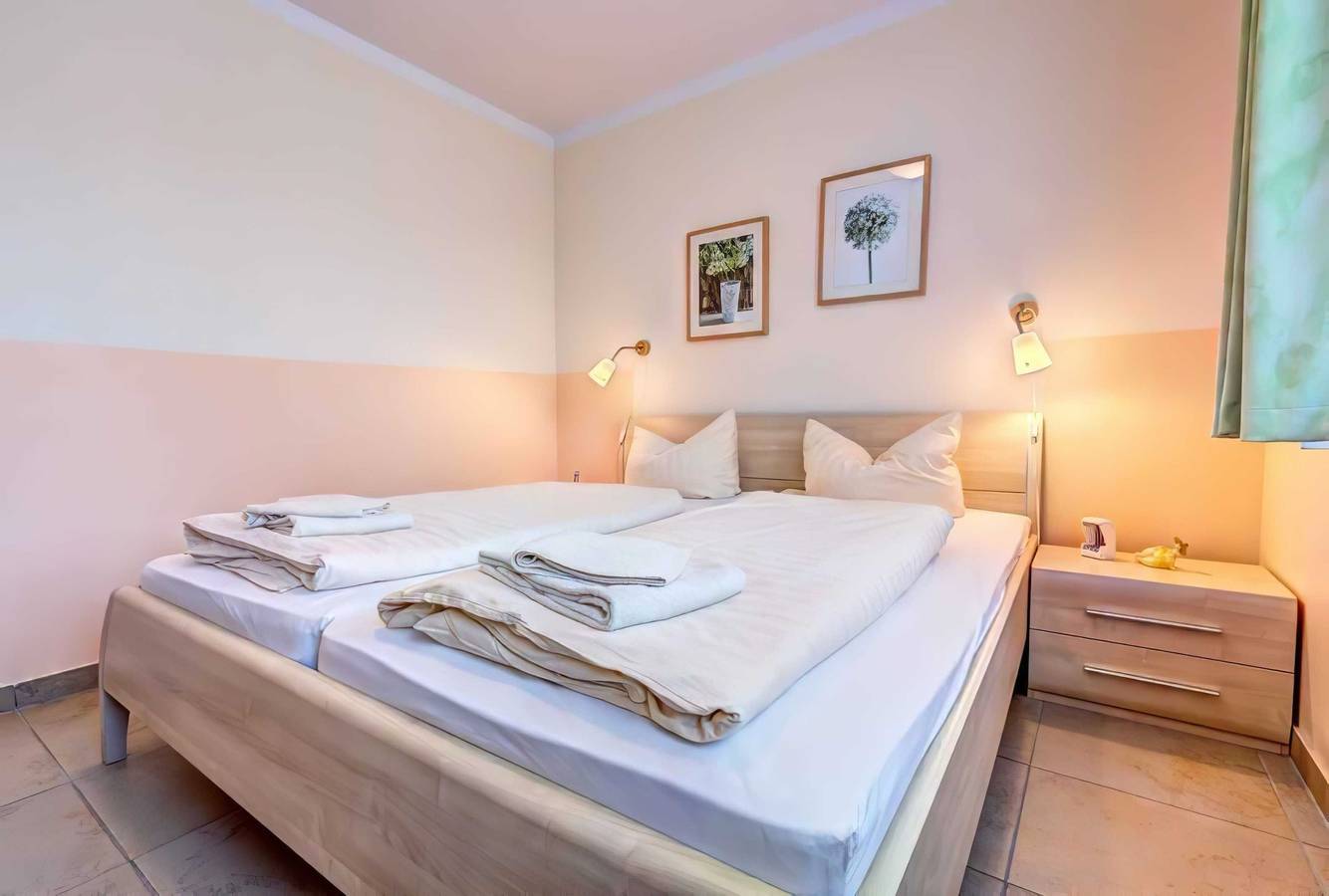 Ganze Ferienwohnung, Ferienhaus Amalia, App. 4 in Drei Kaiserbäder, Heringsdorf