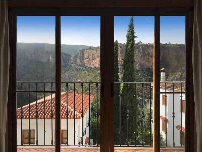 Apartamento para 5 personas, con terraza en Chulilla