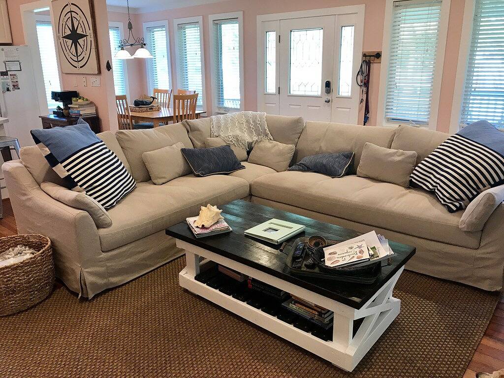 Entspannen Sie am Fluss im Cottage at Cedar Point - Kayaker's Dream! in Camp Lejeune