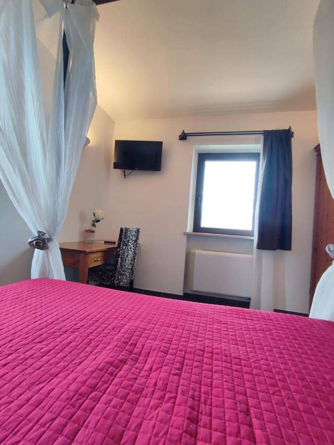 Double Room in Jesi, Ancona Provinz