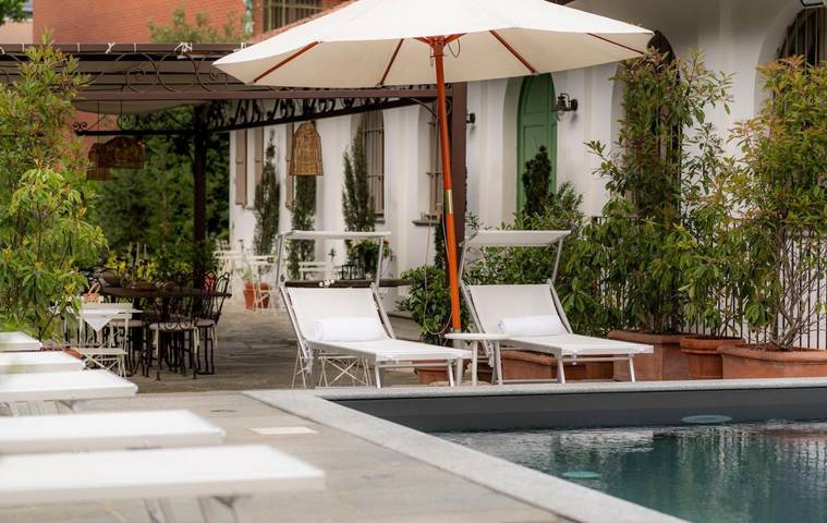 Location de vacances pour 2 personnes, avec piscine et jardin, animaux acceptés à Sommariva del Bosco