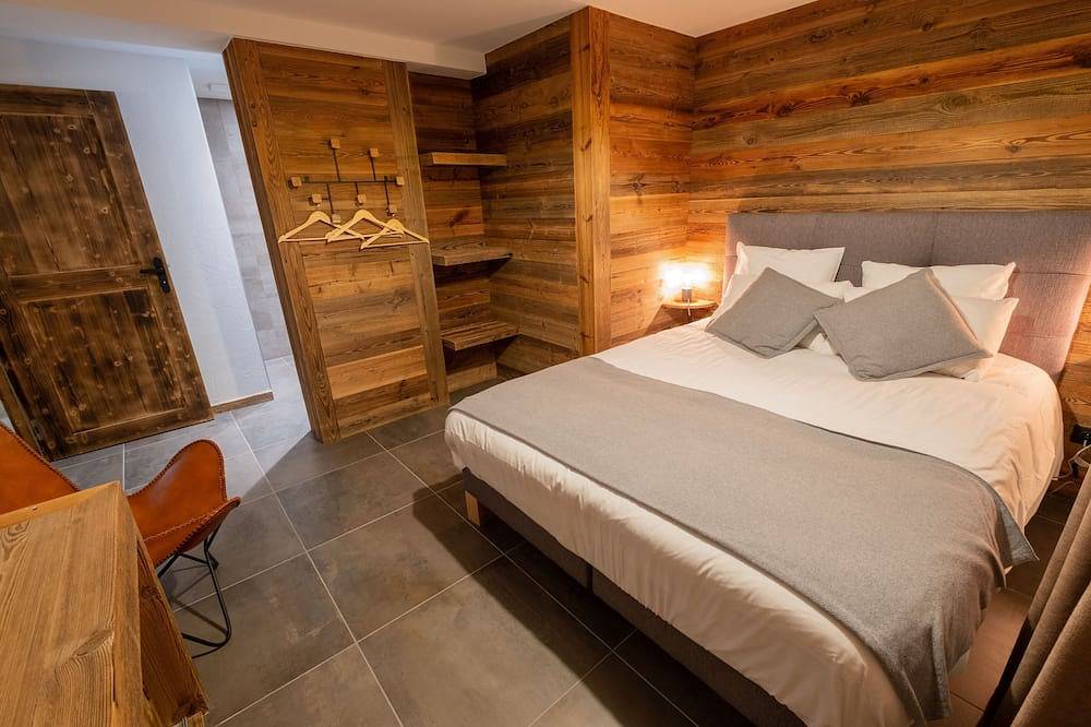 Entire apartment, Marmotte 202: Luxury Apartment At The Foot Of The Slopes in Bonneval-sur-Arc, Saint-Jean-de-Maurienne region