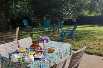 Chambre d’hôte pour 2 personnes, avec jardin et jacuzzi à Saint-Guyomard