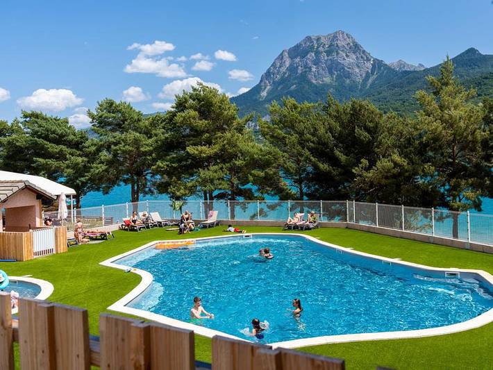 Gîte pour 2 personnes, avec Bassin pour enfant dans Hautes-Alpe