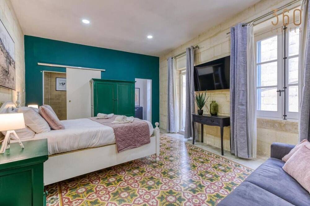 Ganze Wohnung, Stunning Studio with Maltese Balcony in Cospicua in Cospicua, Insel Malta