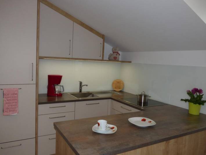Ferienwohnung für 6 Personen, mit Balkon und Terrasse sowie Garten und Seeblick in Überetsch-Unterland - 3
