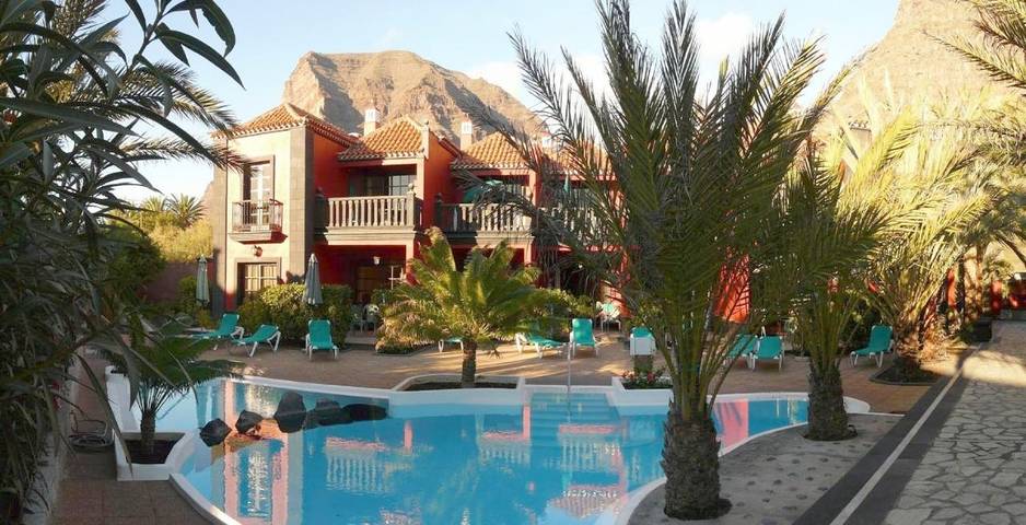 Apartahotel para 2 personas, con Terraza además de Jardín y Piscina en Canarias
