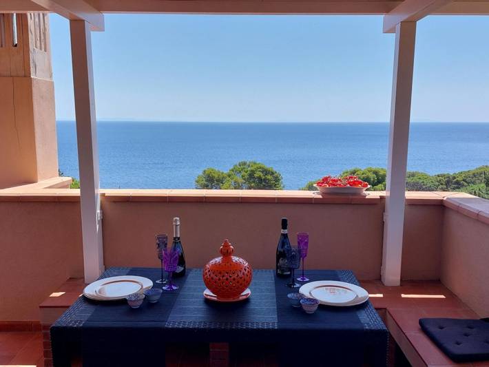 Ferienwohnung für 4 Personen, mit Terrasse und Pool auf Elba