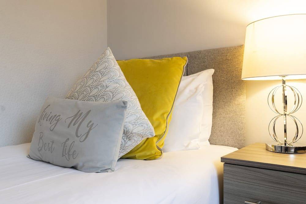Entire apartment, Taylor House; for contractors, families, cyclists in Durham, County Durham