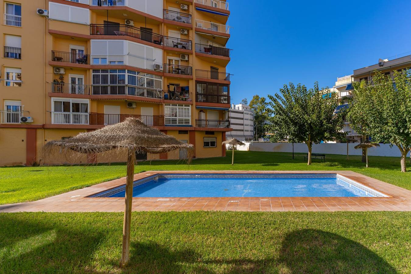 Apartamento inteiro, Apartamento 'Playamar - Torremolinos' com Vista Mar, Wi-Fi e Ar Condicionado in Playa Los Álamos, Torremolinos