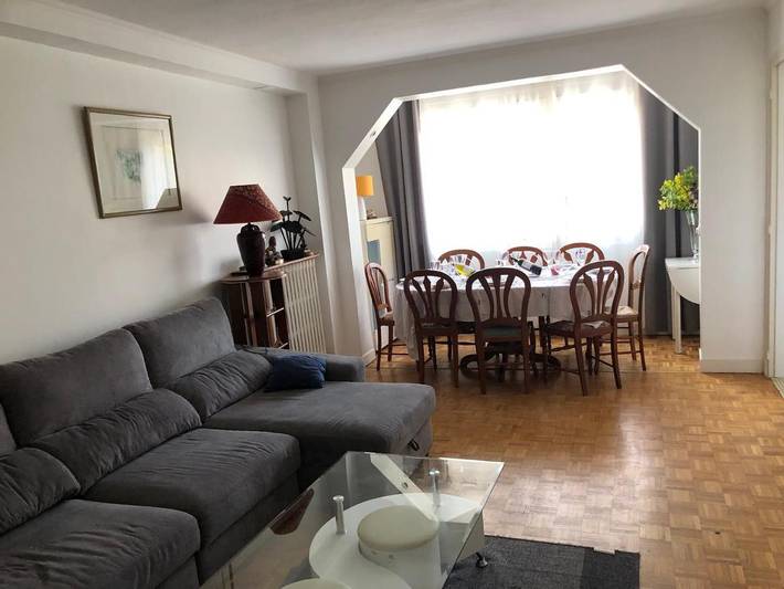 Location de vacances pour 10 personnes, avec jardin, adapté aux familles à Chelles - 4