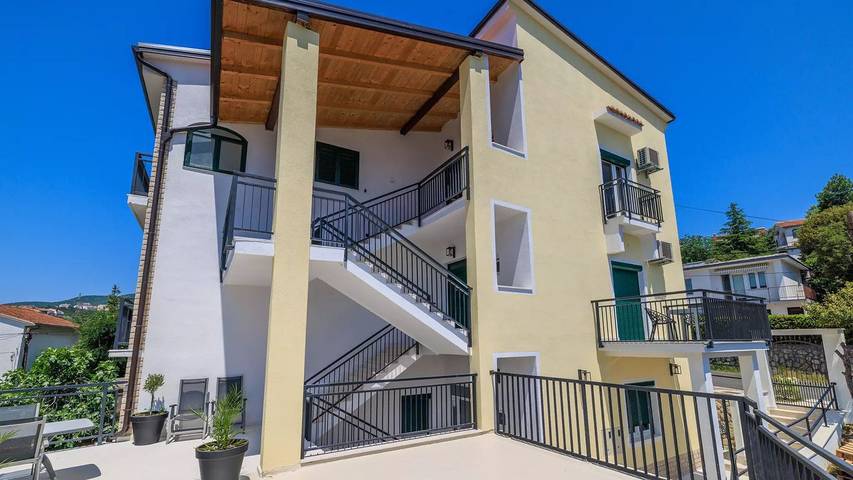 Ferienwohnung für 2 Personen, mit Balkon in Crikvenica - 2