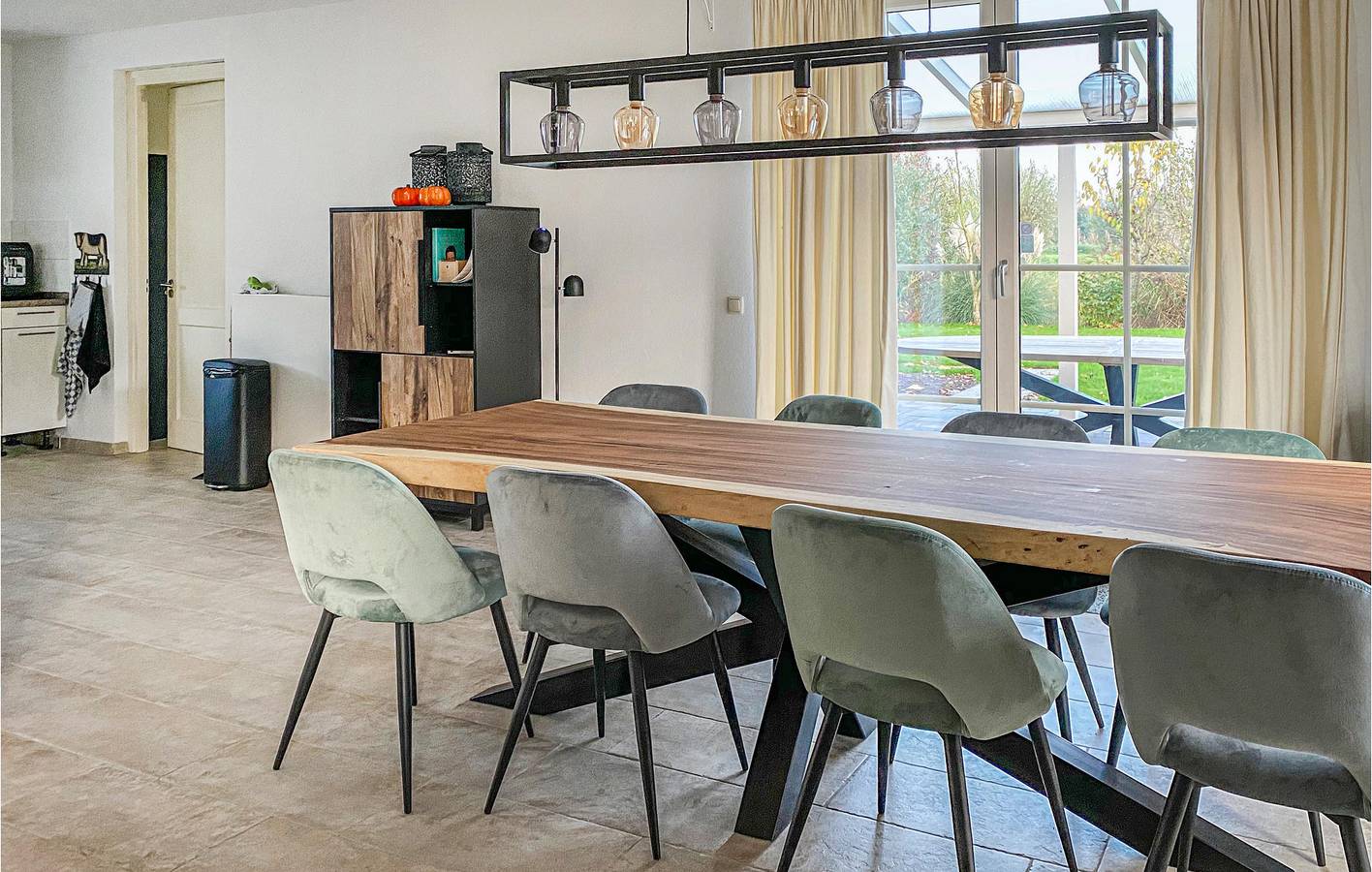 Ferienhaus für 8 Personen mit Pool in Flevoland