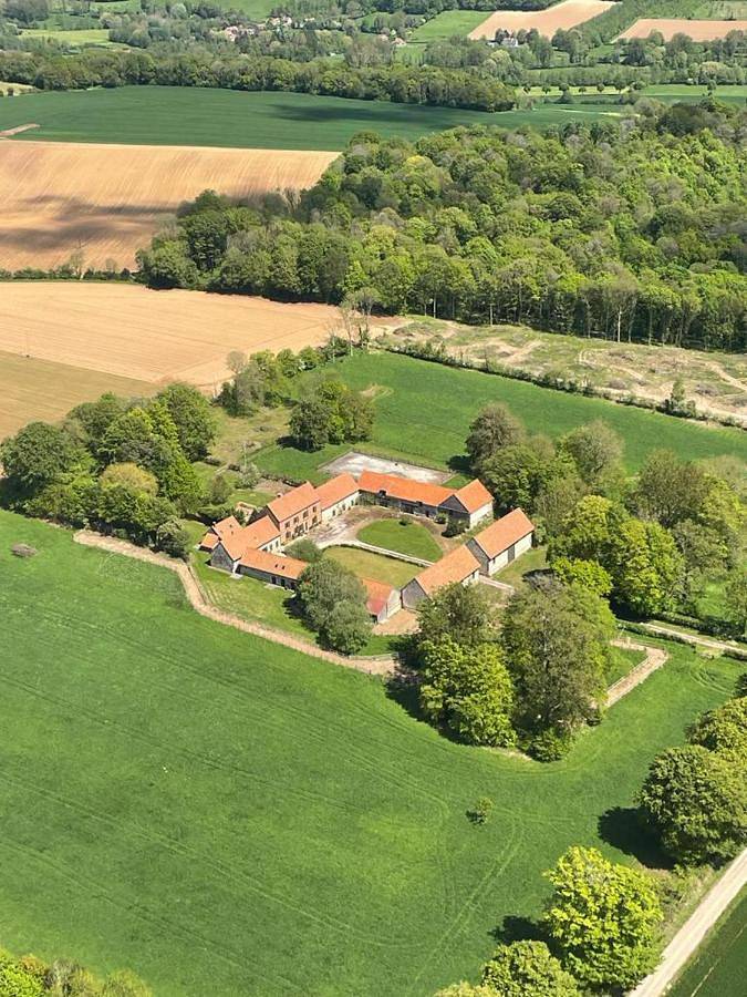 Ferienhaus für 20 Personen, mit Whirlpool und Terrasse sowie Garten und Pool