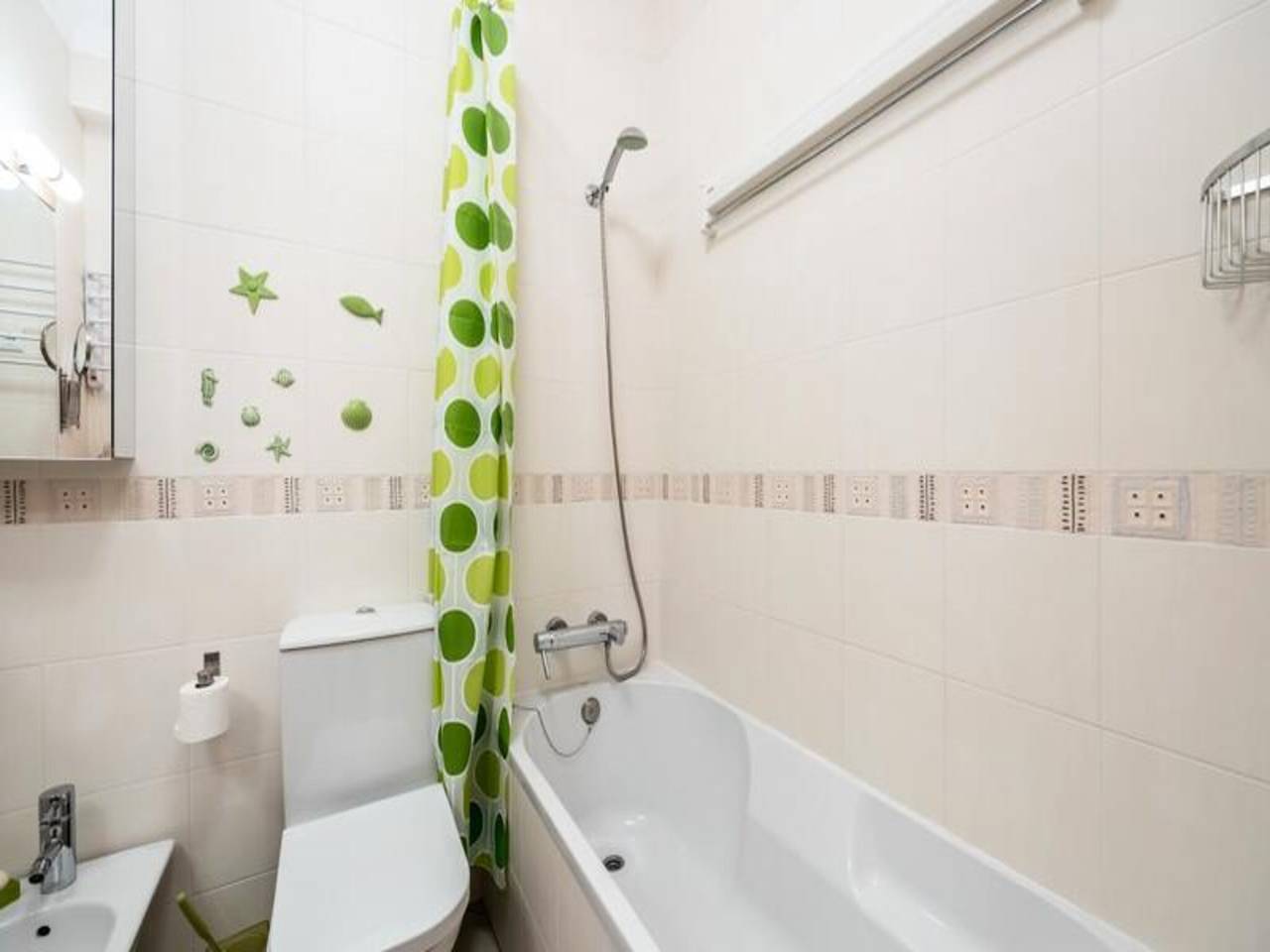 Apartamento inteiro, Apartamento de férias para 4 pessoas com varanda in Altura, Distrito de Faro