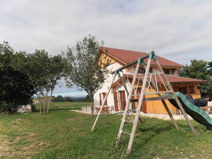 Gîte pour 6 personnes, avec vue et jardin dans Le Barboux - 2