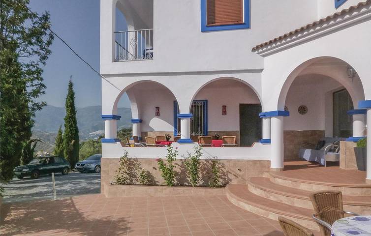 Ferienhaus für 15 Personen, mit Terrasse und Garten in Sayalonga - 3