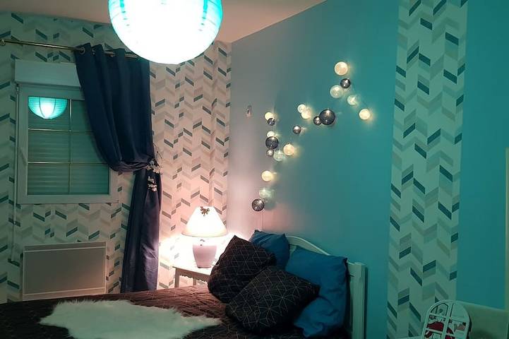 Location de vacances pour 12 personnes, avec terrasse et jardin, animaux acceptés dans Bourguenolles - 3