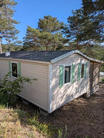 Gîte pour 6 personnes, avec piscine et terrasse ainsi que sauna et vue à Moissac-Bellevue