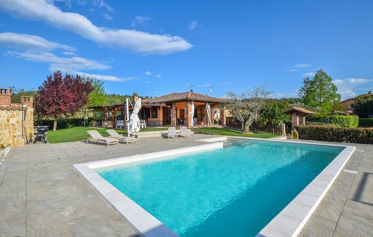 Oasi del Tevere con piscina e parcheggio in Todi, Perugia e dintorni