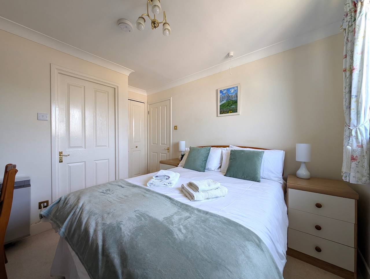Entire apartment, 19 Seaview Bay-Isle of Wight in Nettlestone and Seaview, Isle of Wight