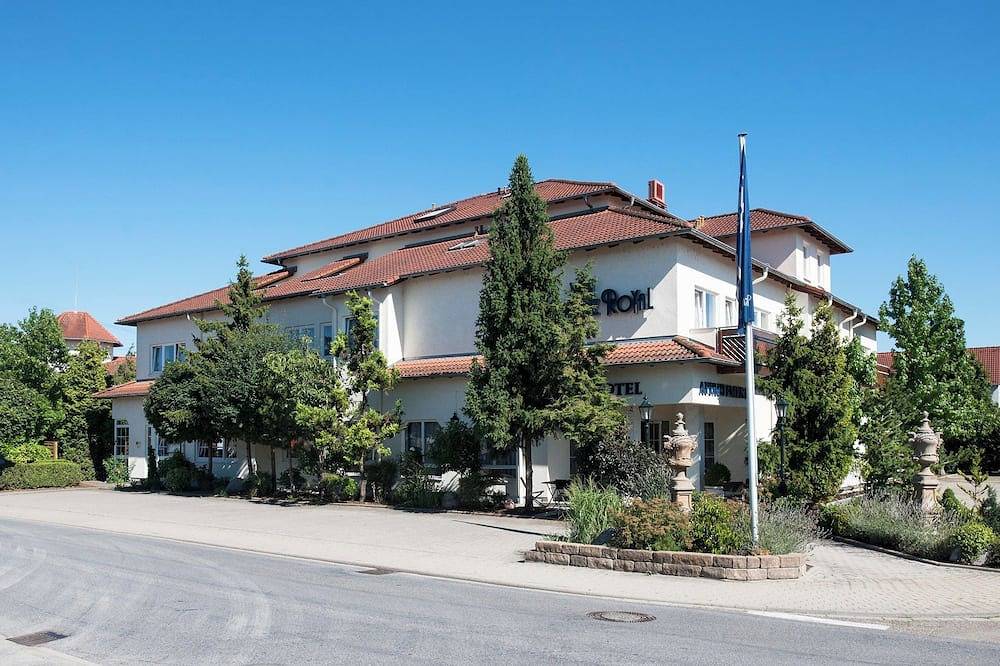 Ganze Wohnung, Gemütliche Ferienwohnung für bis zu 4 Personen in der Nähe von Heidelberg in Sandhausen, Rheinebene