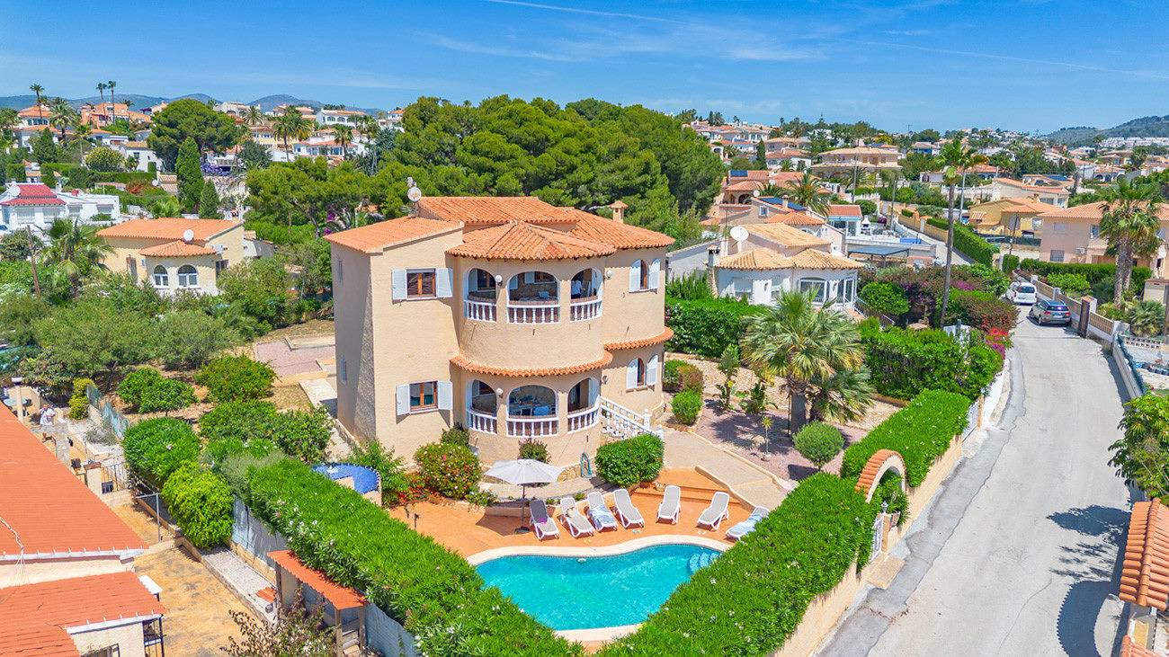 Villa Ortembach - Plusholidays in Ortembach, Calpe