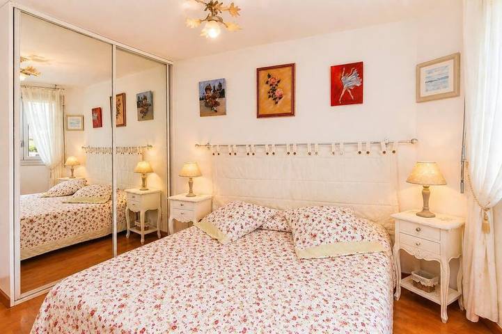 Gîte pour 4 personnes, avec jardin ainsi que terrasse et jacuzzi dans Plage du Val Fleuri - 3