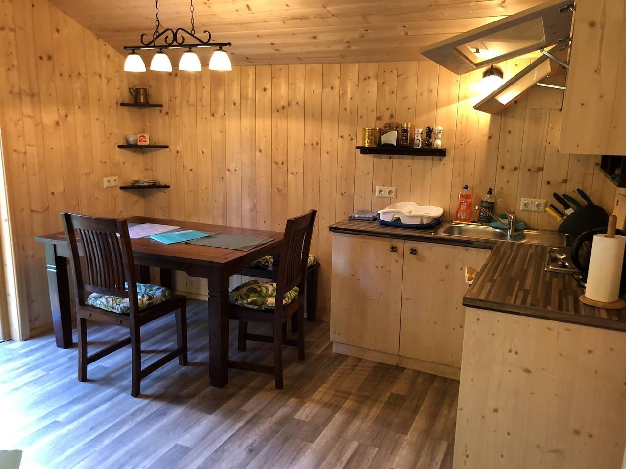 Hut, douche, Wc, boskant, foto 10