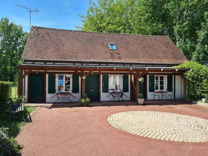 Chambre d’hôte pour 2 personnes, avec Terrasse et Jardin à Baccon