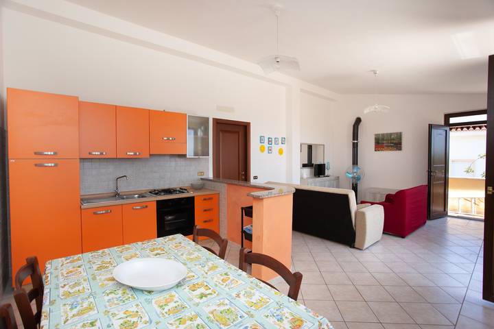 Ferienhaus für 4 Personen, mit Balkon in Siniscola - 2