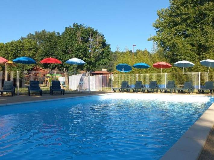 Camping pour 6 personnes, avec Terrasse en Haute-Loire