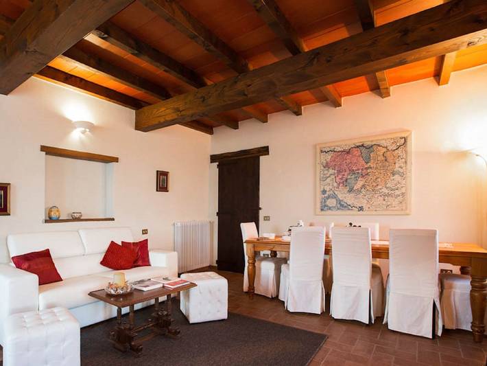 Casa vacanze soleggiata con piscina in Salsomaggiore Terme, Provincia di Parma