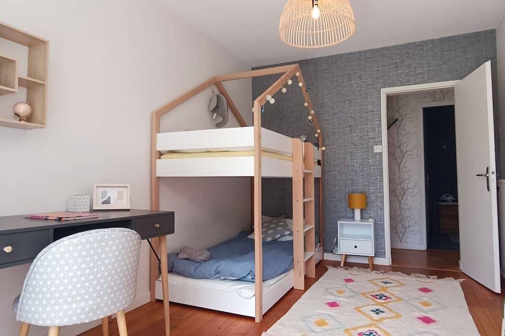 Magnifique villa 5* avec piscine privée parc 2 ha in Saint-Florent-des-Bois, La Roche-sur-Yon region