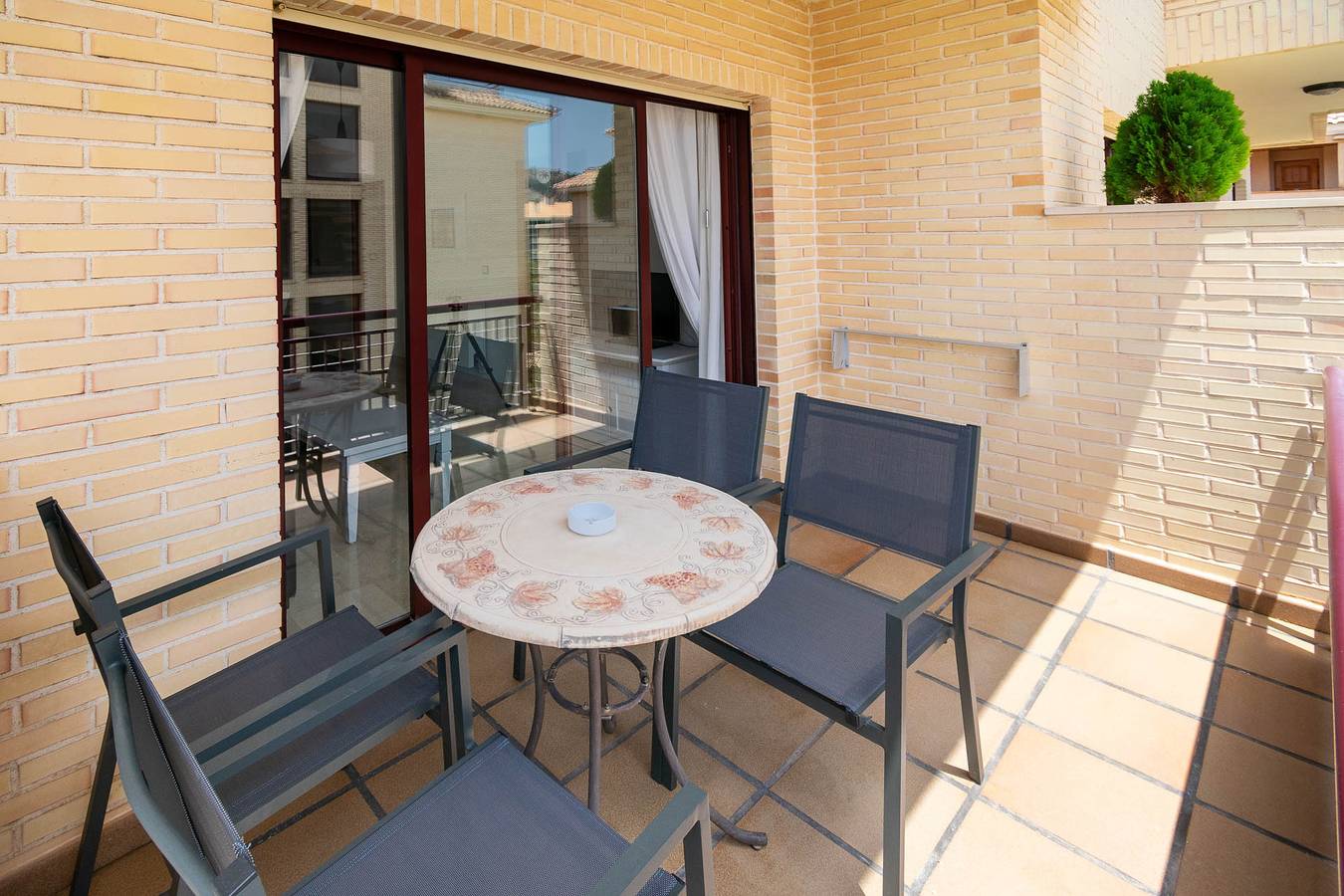 Hel leilighet, Ferieleilighet for 4 personer med badebasseng in L'Albir, Albir