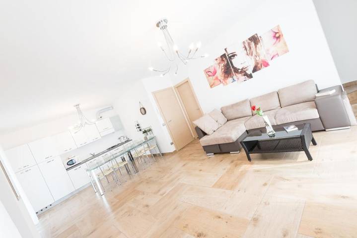 Location de vacances pour 8 personnes, avec jardin et vue à Teglio - 2