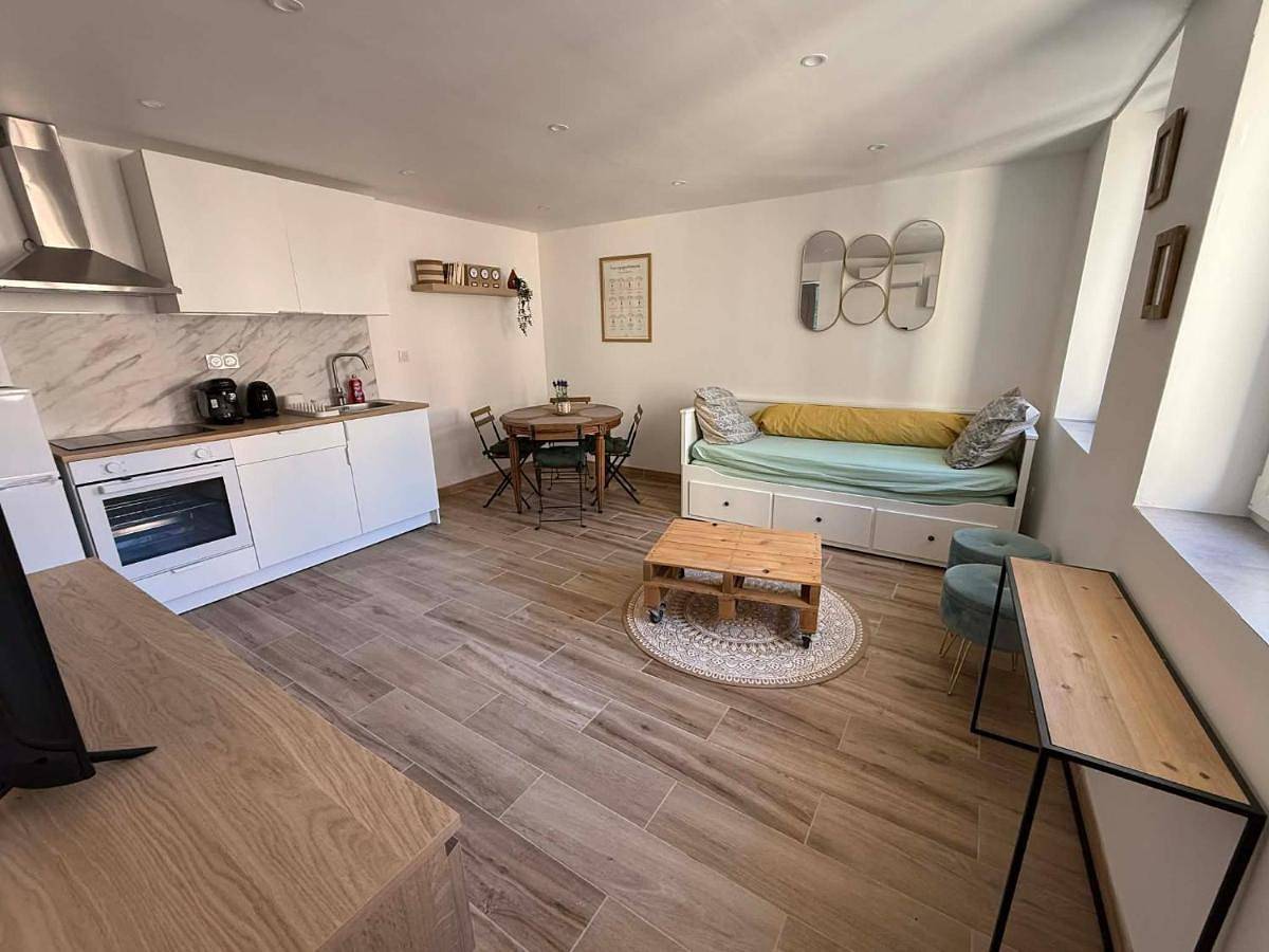 Appartement entier, Umalas studio in Orange, Vaucluse