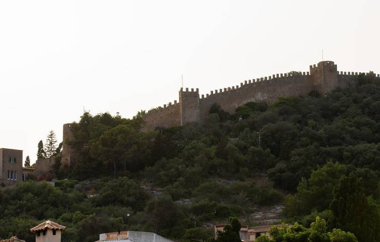 Apartamento con vistas al mar, terraza y barbacoa, a 400m de Capdepera in Capdepera, Mallorca Este