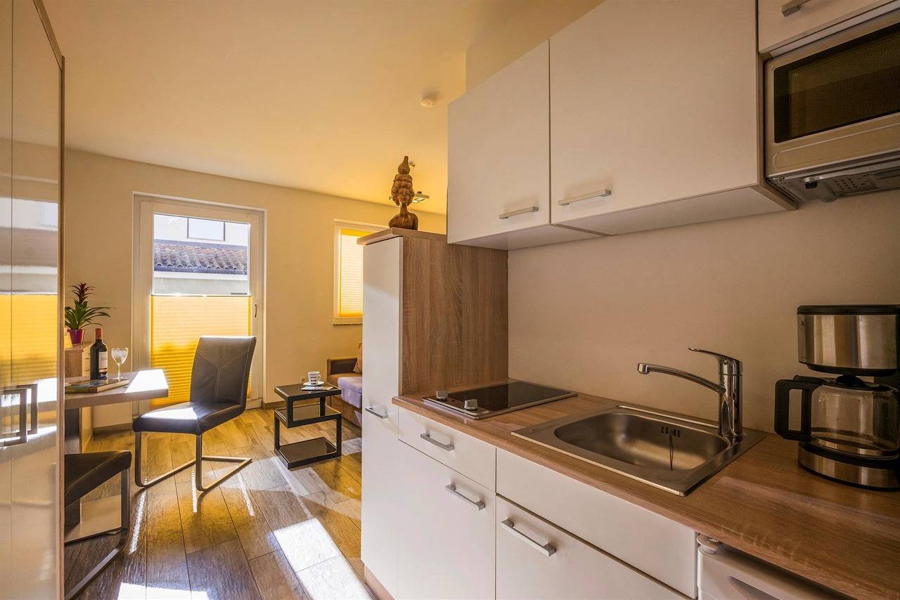 Ganze Ferienwohnung, Studio-Appartement, Wohn-/Schlafraum, Du/Wc in Scheffau am Wilden Kaiser, Kaisergebirge