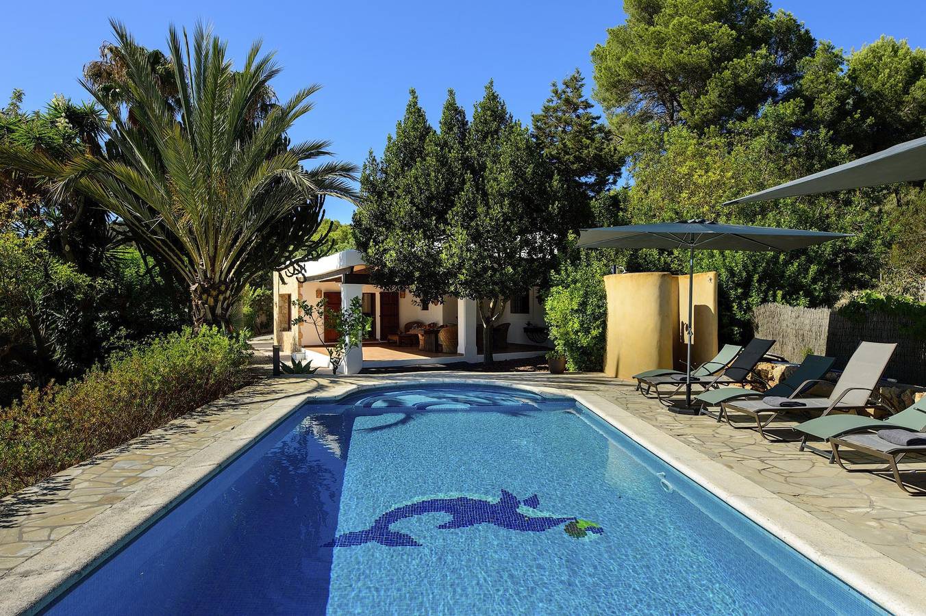 Villa für 8 Personen mit Garten in Es Codolar, Sant Josep de sa Talaia