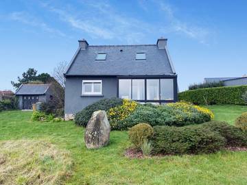 Location de vacances pour 4 personnes, avec jardin à Pleumeur-Bodou