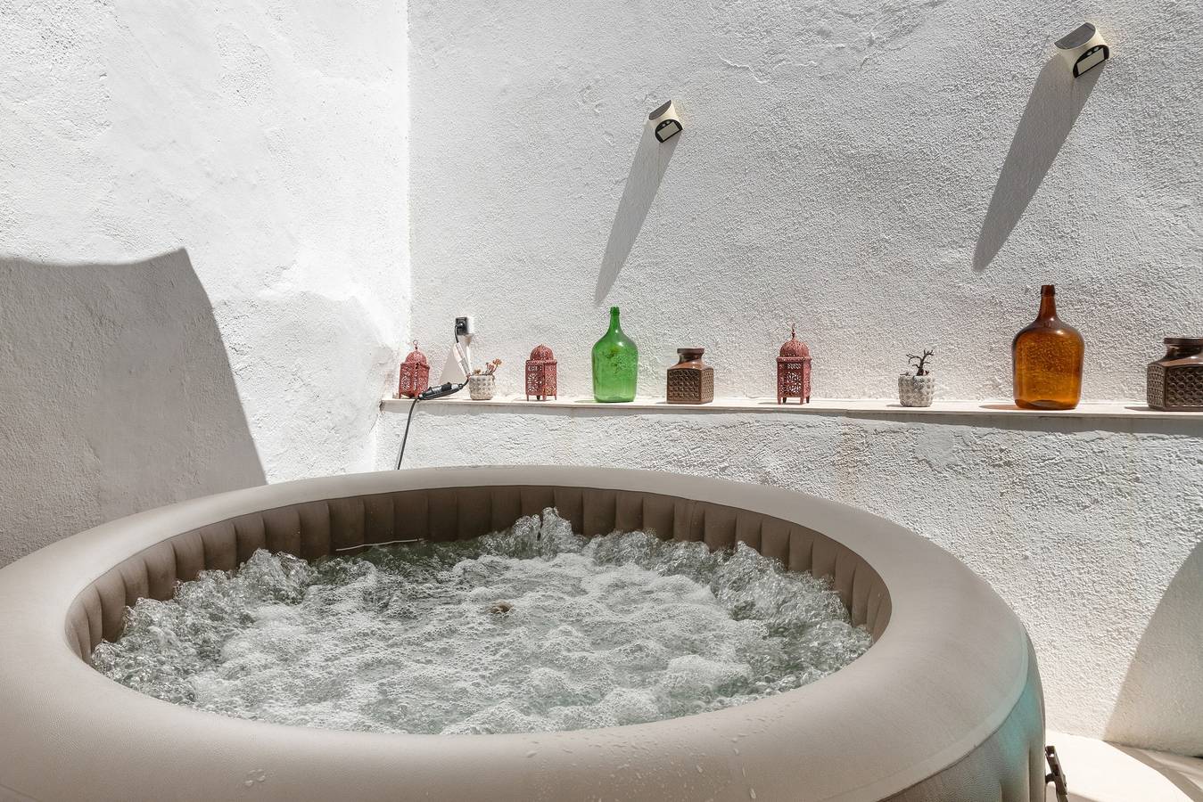 Entire apartment, Príncipe Real Terrace and Jacuzzi Apartment in Lisbon, Costa de Lisboa