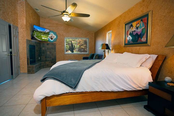 Vacation rental for 5 people, with terrace and hot tub in Oak Creek