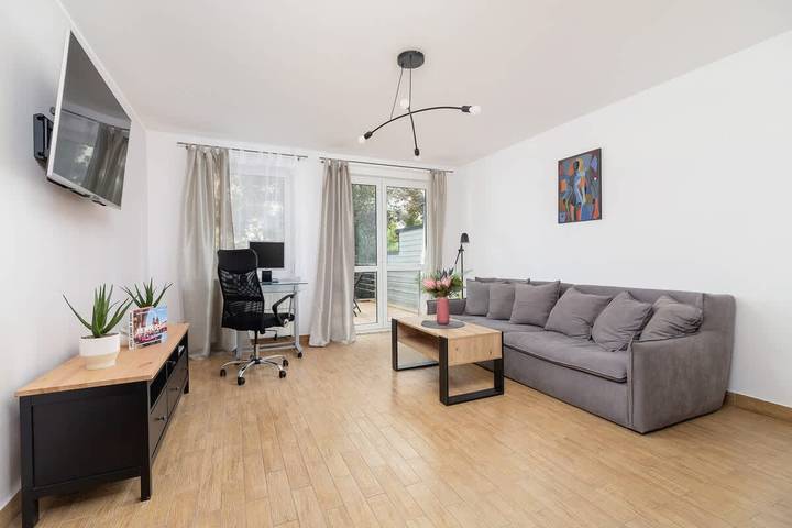 Apartament wakacyjny dla 4 osób, z ogród, Dla rodziny w Dębniki