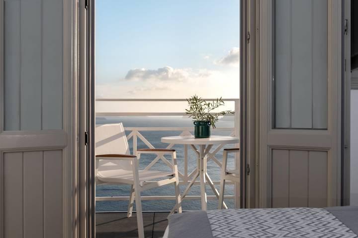 Villa pour 2 personnes, avec piscine ainsi que vue sur l’océan et balcon à Oia - 2