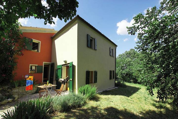 Ferienwohnung für 2 Personen, mit Terrasse und Garten - 1